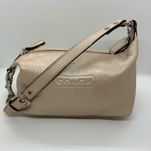 Coach Pearl Grained Leather Pochette Leatherware Est. 1941 pouch bag - Picture 9 of 12